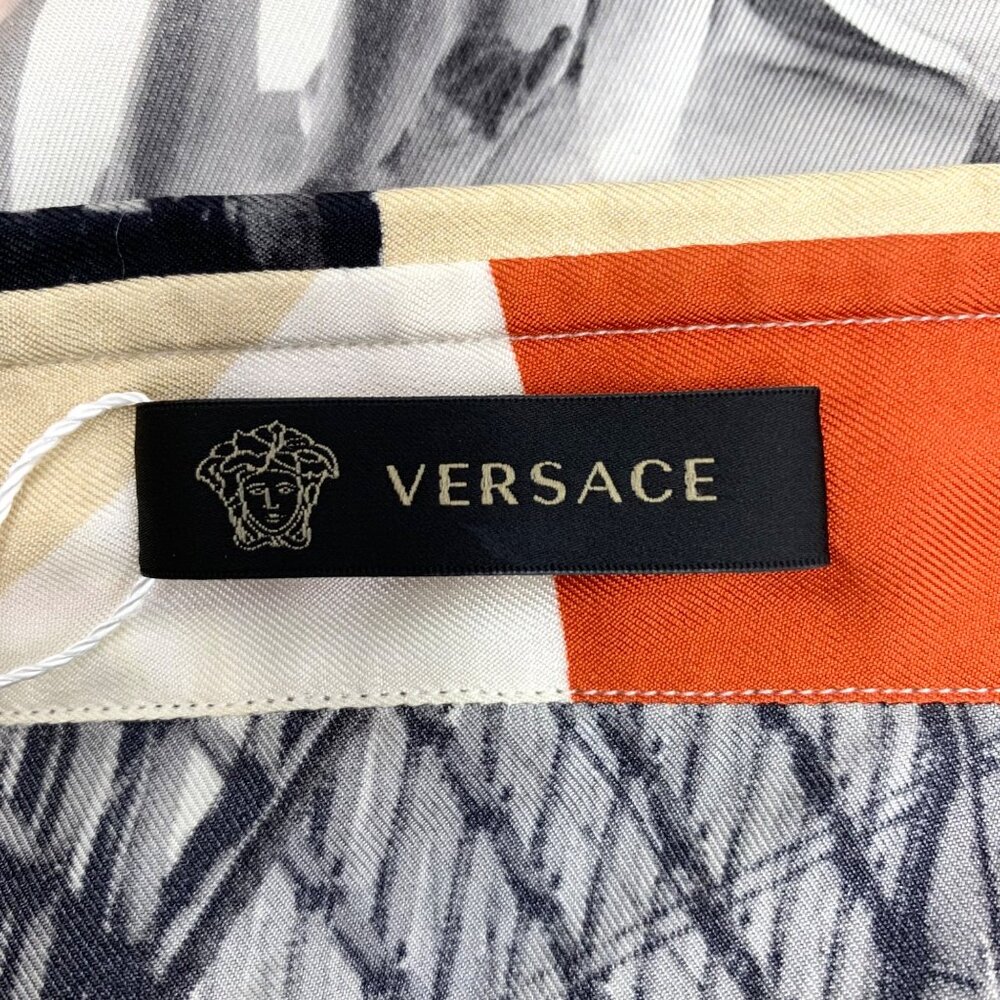 Versace Color-Block Pattern Printed Collared Sing… - image 5